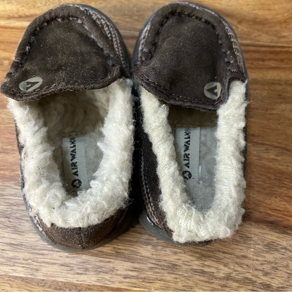 Airwalks Moccasin Plaid and Brown Rubber sole‎ Fleece Lines C3
